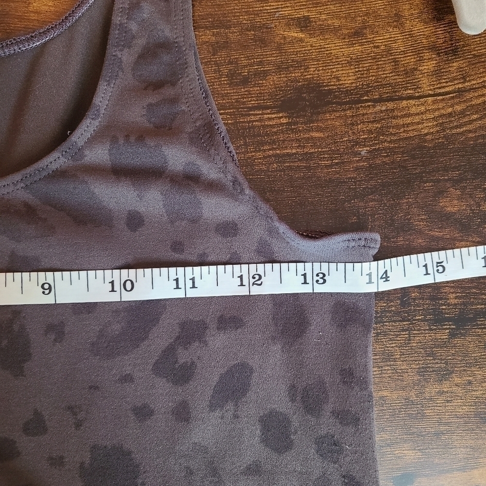 T. Babaton Black & Grey Animal Print Tank L - Picture 3 of 6